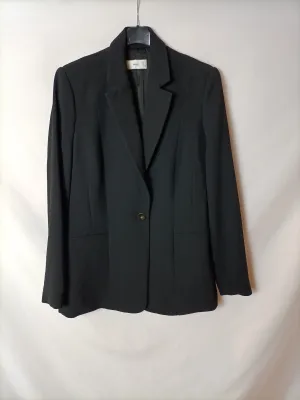 MANGO. Blazer negra clásica  T.m